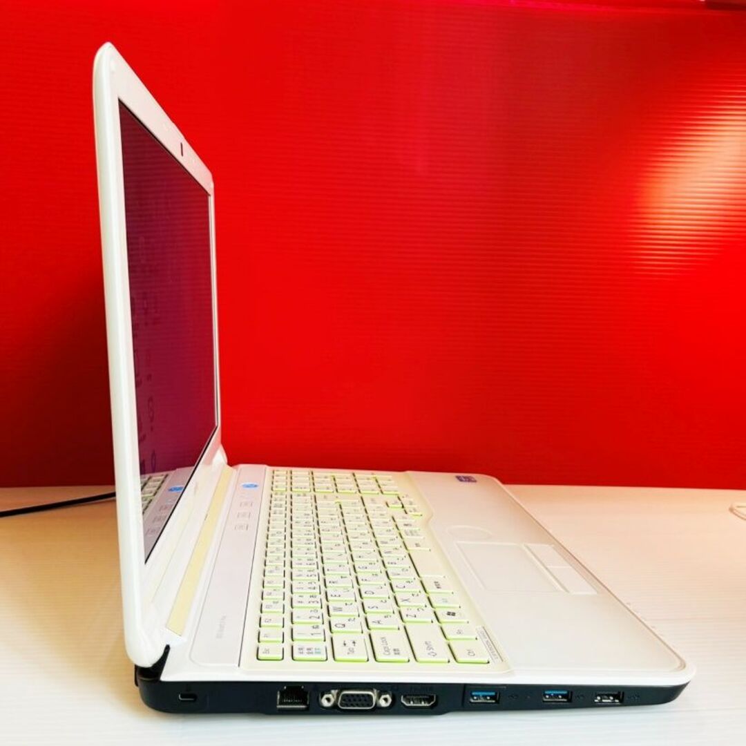 すぐ使える初心者おすすめノートパソコン ワード&エクセルOK