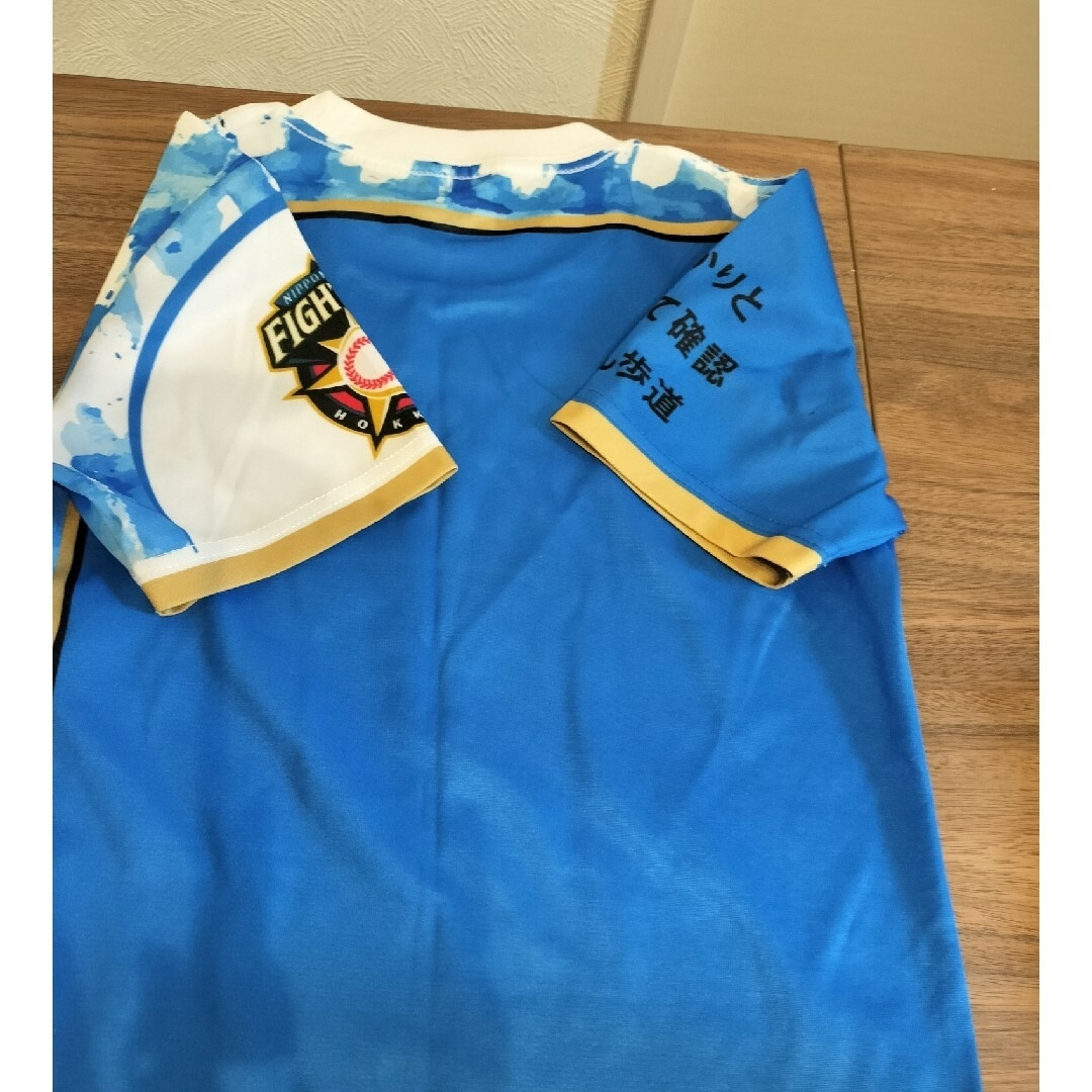 ファイターズ　Ｔシャツ120 キッズ/ベビー/マタニティのキッズ服男の子用(90cm~)(Tシャツ/カットソー)の商品写真