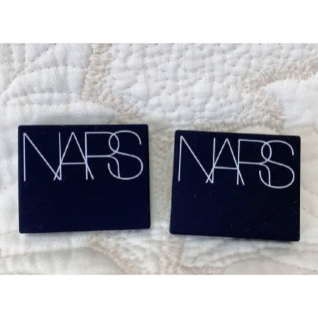 NARS(ナーズ)のNARSアイシャドウケース2点  コスメ/美容のベースメイク/化粧品(アイシャドウ)の商品写真
