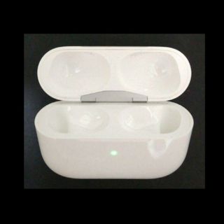 アップル(Apple)のApple AirPods Pro    第一世代  充電器(その他)