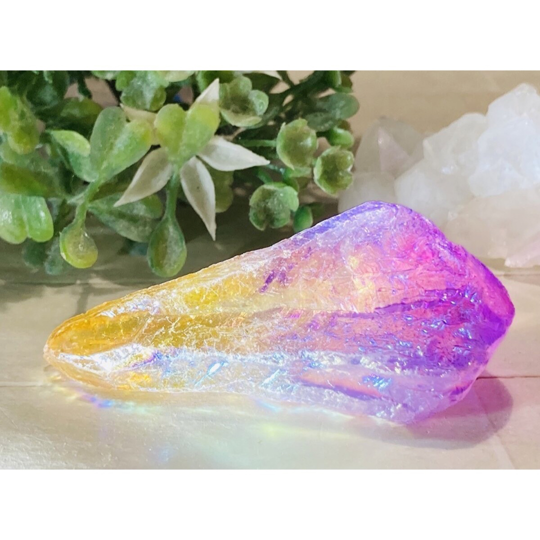 七色の夢໒꒱✨　オーラ　水晶　ラフストーン　原石　クリスタル