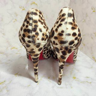 ✨ハラコパンプス✨ほぼ未使用 クリスチャンルブタン 37サイズ(24cm)-