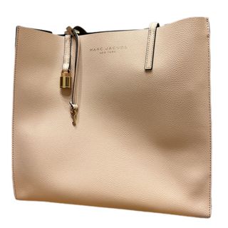 マークジェイコブス(MARC JACOBS)のマークジェイコブス　トートバッグ　送料無料　A4対応(トートバッグ)