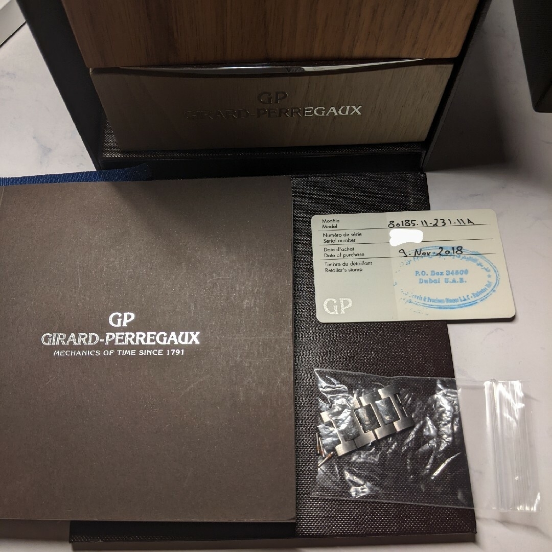 GIRARD-PERREGAUX(ジラールペルゴ)のジラールペルゴ ロレアート EVO3 80185-11-631-11A メンズの時計(腕時計(アナログ))の商品写真