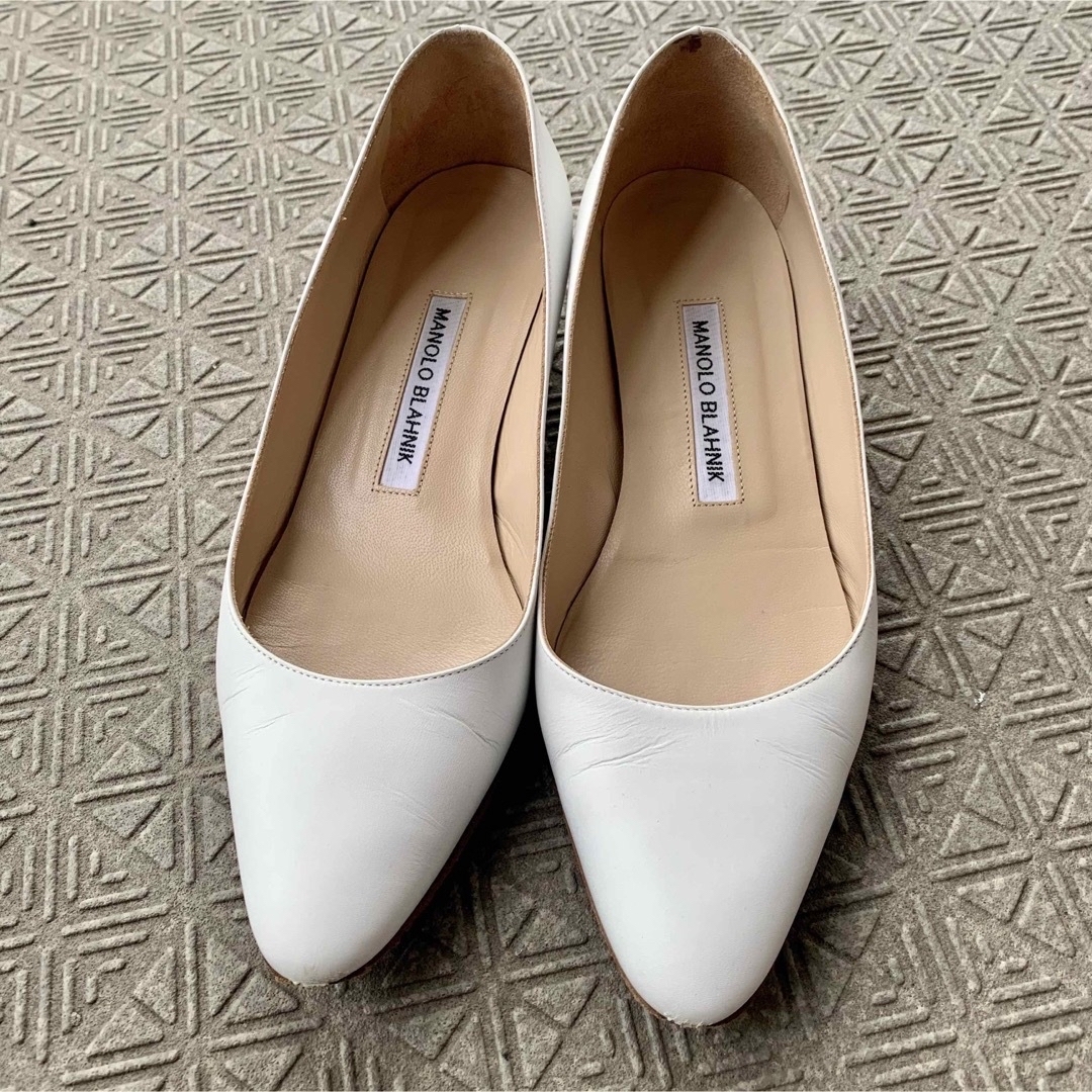 買い特価 【新品】マノロブラニクManolo Blahnik ホワイト パンプス 買い特価 【新品】マノロブラニクManolo Blahnik ホワイト パンプス