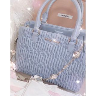 ミュウミュウ(miumiu)のナッパクリスタル 水色(ハンドバッグ)