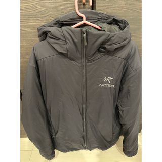 アークテリクス(ARC'TERYX)のアークテリクス　アトムarフーディ(ダウンジャケット)