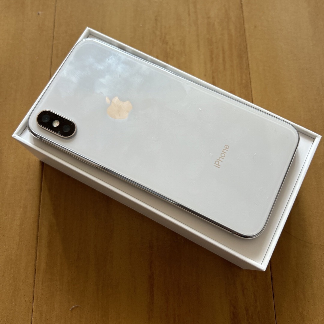 iphone x  simフリー シルバー