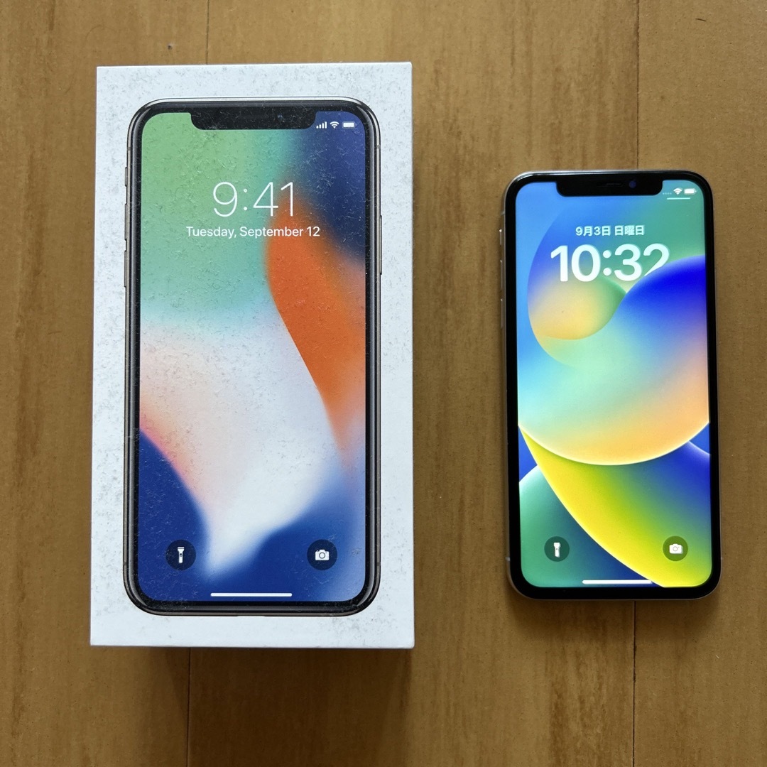 iphone x  simフリー シルバー