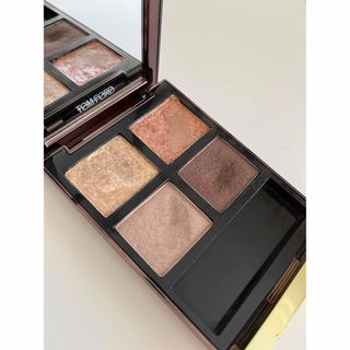 トムフォードビューティ(TOM FORD BEAUTY)の【SA様専用】トム フォード ビューティ アイ カラー クォード 01 (アイシャドウ)