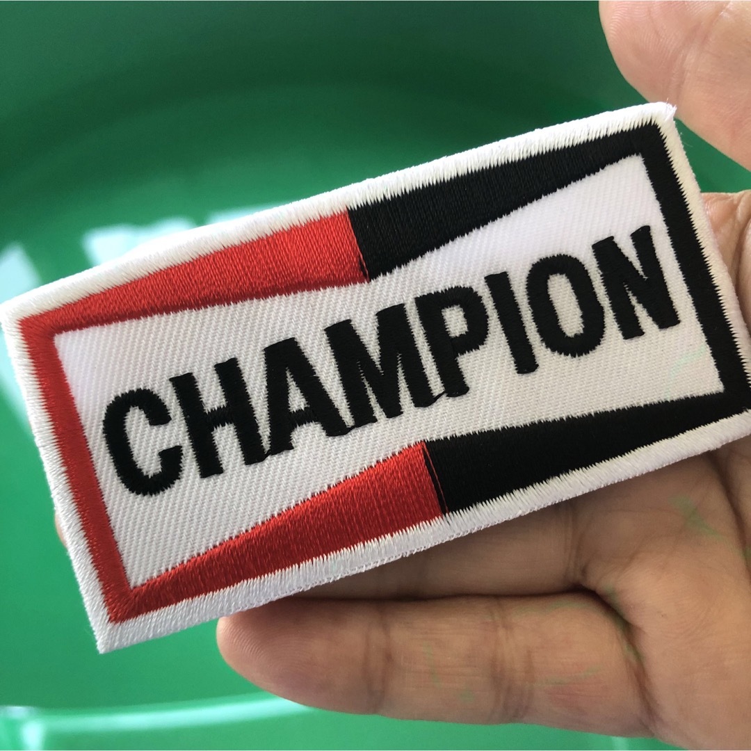 Champion(チャンピオン)のゲリラSALE★CHAMPION⭐︎チャンピオン◆ワッペン◾️スパークプラグ 自動車/バイクの自動車/バイク その他(その他)の商品写真
