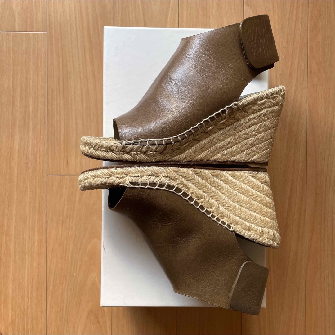 celine(セリーヌ)のゆう様専用/セリーヌ　ウェッジソール　サンダル レディースの靴/シューズ(サンダル)の商品写真