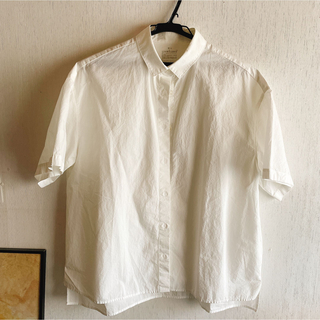 ムジルシリョウヒン(MUJI (無印良品))の無印良品　半袖シャツ　M〜L(シャツ/ブラウス(半袖/袖なし))