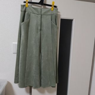 ザラ(ZARA)のZARAフロント深スリットフェイクスエードスカート(ロングスカート)