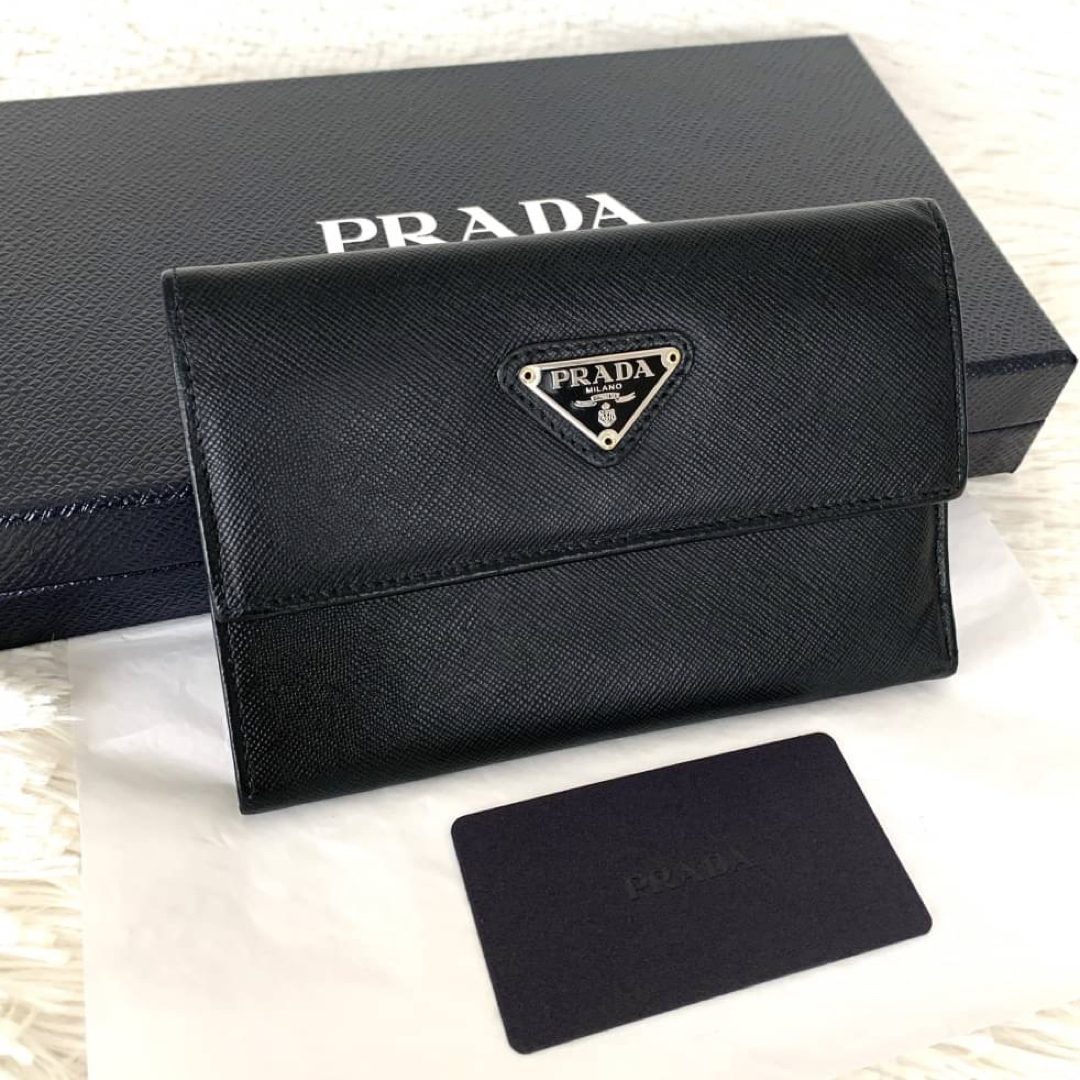 美品★プラダ PRADA 三つ折り財布 三角ロゴ サフィアーノレザー ブラック