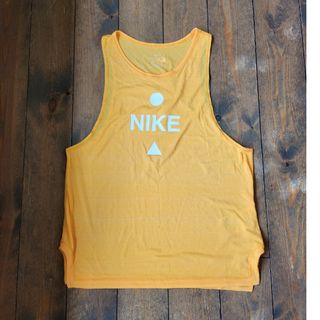 ナイキ(NIKE)のナイキ NIKE タンクトップ ベスト スポーツコーデ(タンクトップ)