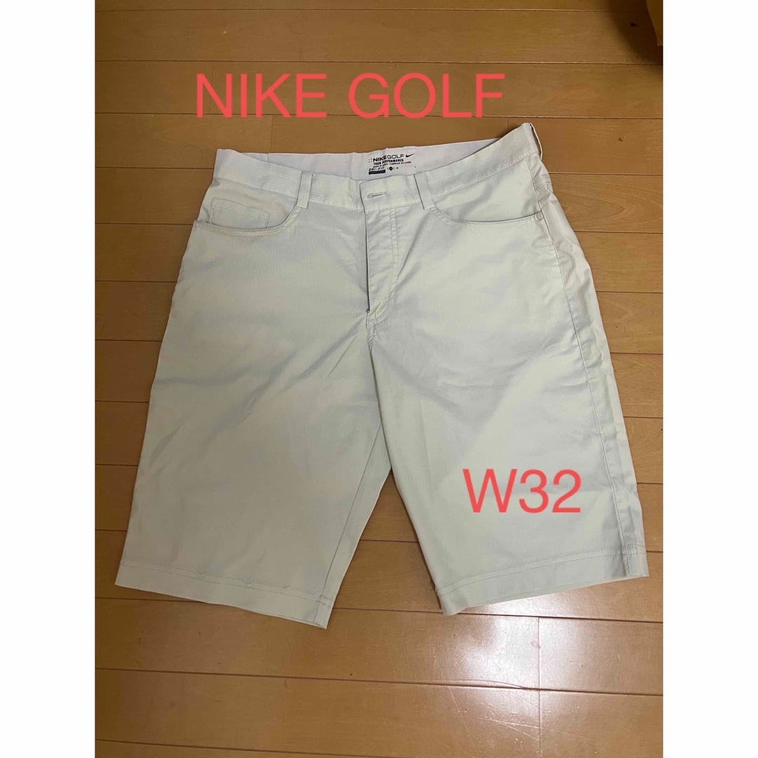 NIKE(ナイキ)のNIKE GOLF ハーフパンツ　W32 スポーツ/アウトドアのゴルフ(ウエア)の商品写真