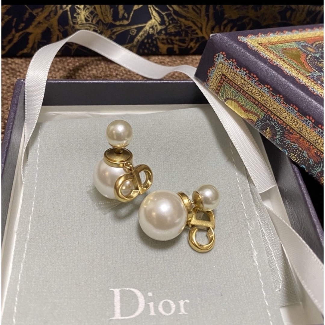 Dior(ディオール)の残り１つ★美品 DIORピアス★ レディースのアクセサリー(ピアス)の商品写真