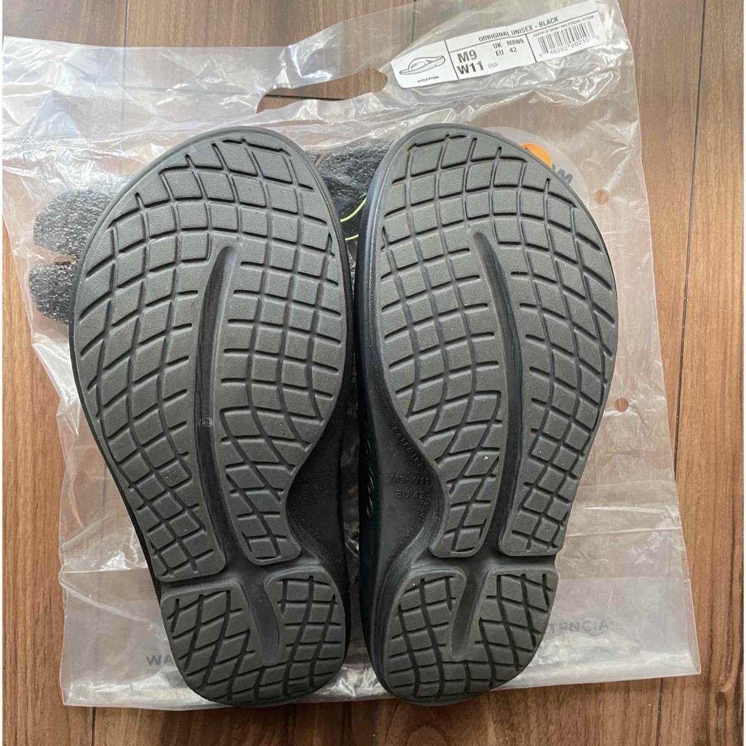 OOFOS(ウーフォス)の28 cm OOFOS ウーフォス OOriginal リカバリー サンダル メンズの靴/シューズ(サンダル)の商品写真