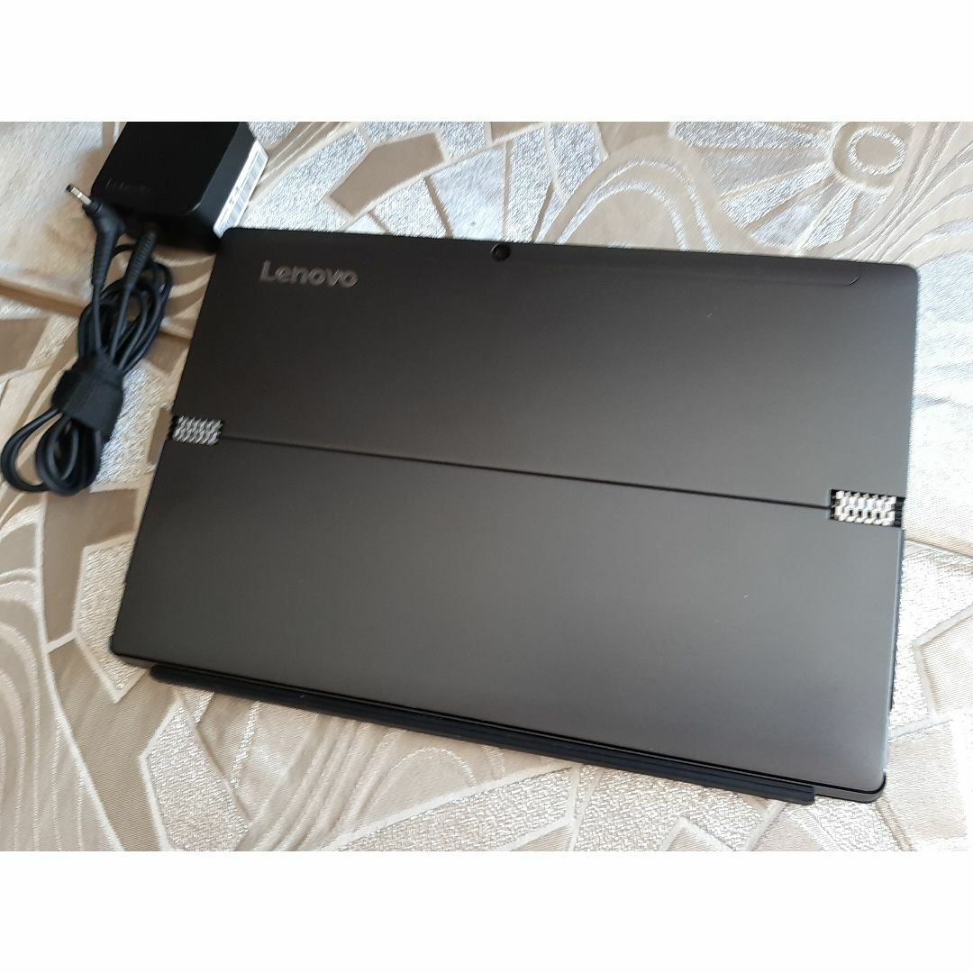 Lenovo MIIX 520 8世代 i7 8250U 256G/SSD 8G 9