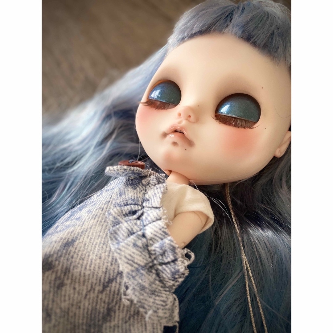 necoma doll】ブルーヘアの白肌ちゃん◇アウトフィットフルセット！-