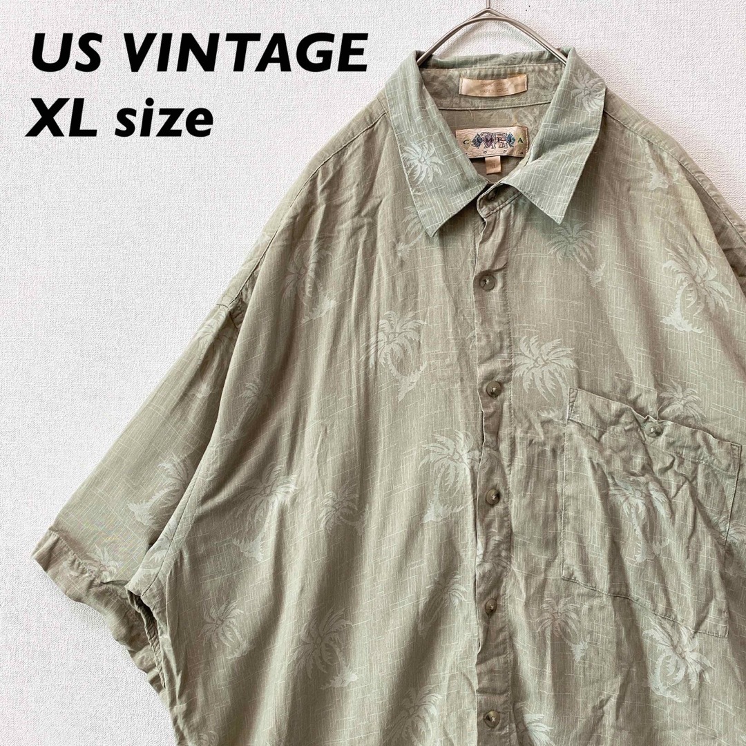 US古着　アロハシャツ　ハワイアン　半袖　総柄　ヤシの木　男女兼用　XLサイズ メンズのトップス(シャツ)の商品写真