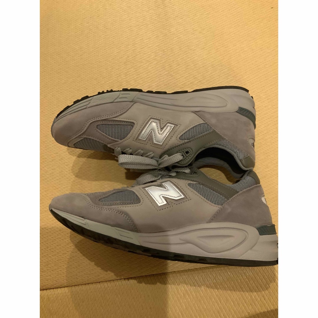 New Balance(ニューバランス)のロッド様専用　ニューバランス　wtaps 990 28 メンズの靴/シューズ(スニーカー)の商品写真