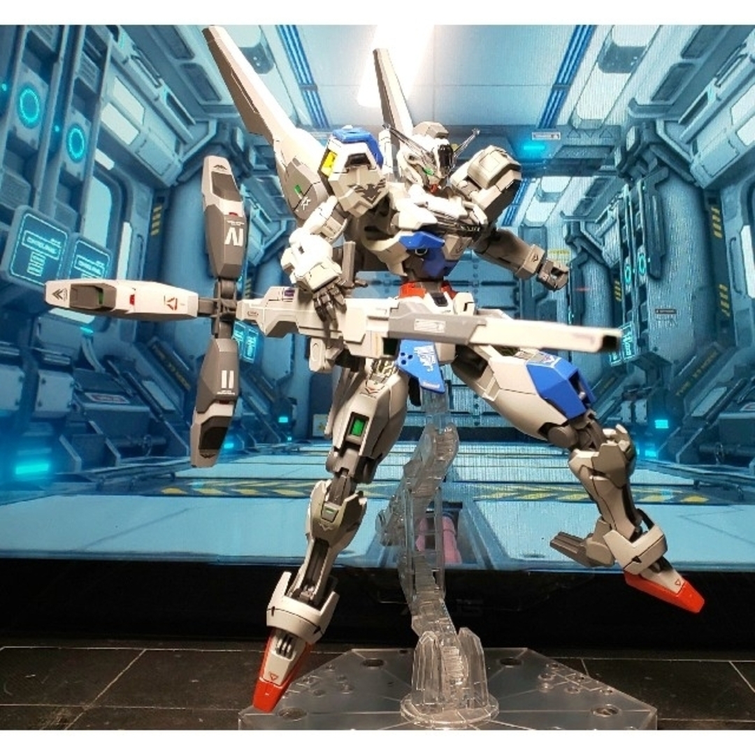 BANDAI(バンダイ)のHG 水星の魔女ガンダム キャリバーンVer.改 完成品 エンタメ/ホビーのおもちゃ/ぬいぐるみ(模型/プラモデル)の商品写真