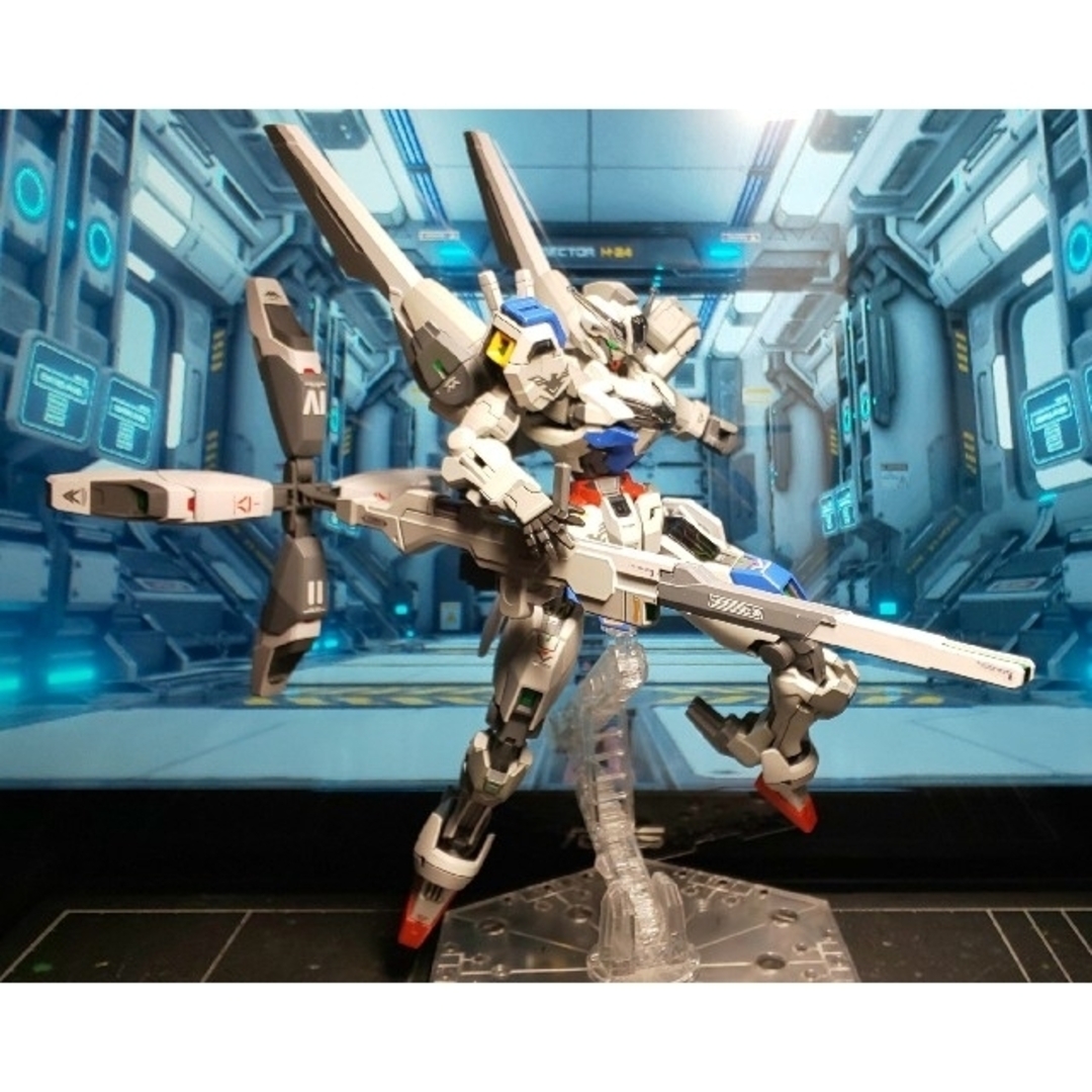 BANDAI(バンダイ)のHG 水星の魔女ガンダム キャリバーンVer.改 完成品 エンタメ/ホビーのおもちゃ/ぬいぐるみ(模型/プラモデル)の商品写真