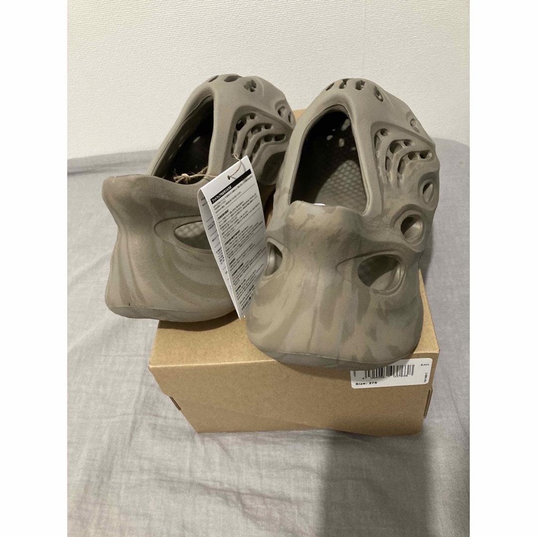 adidas YEEZY Foam Runner "Stone Sage" メンズの靴/シューズ(サンダル)の商品写真
