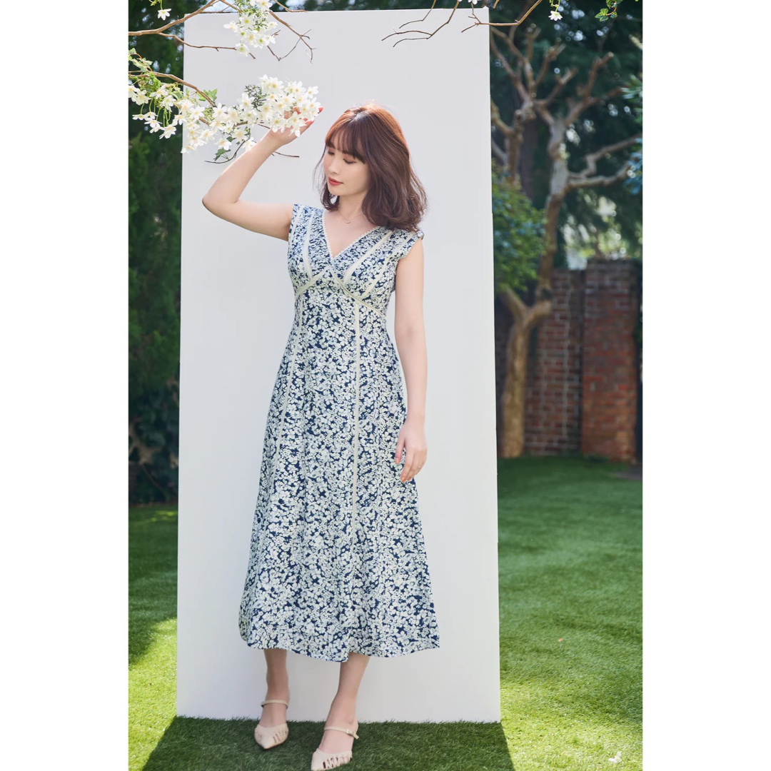 herlipto Lace Trimmed Floral Dress navy