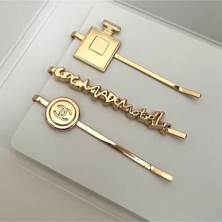 シャネル(CHANEL)の新品 シャネル ブランド ノベルティ ヘアクリップ  CHANEL ヘアピン(バレッタ/ヘアクリップ)