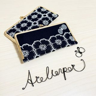 ミナペルホネン(mina perhonen)の★ミナペルホネン★anemone dark navyのがま口財布A(財布)