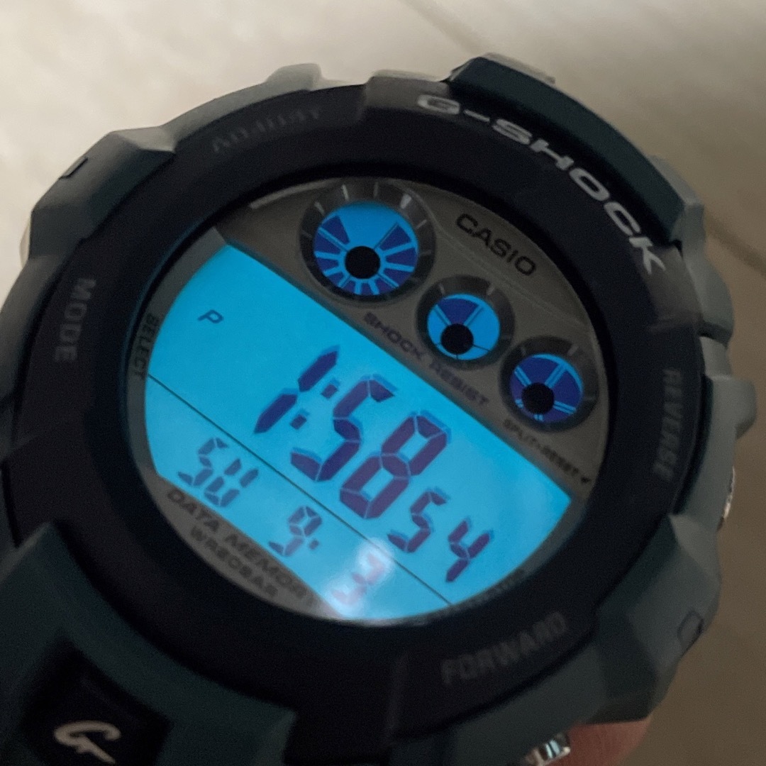 G-SHOCK(ジーショック)のCASIO G-SHOCK DATA MEMORY 腕時計 メンズの時計(腕時計(デジタル))の商品写真