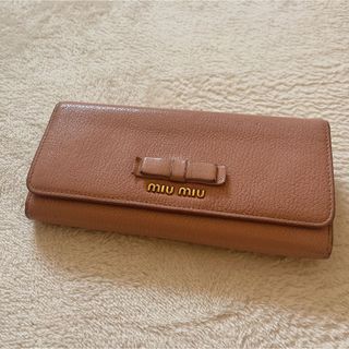 ミュウミュウ(miumiu)のmiumiu 長財布(財布)