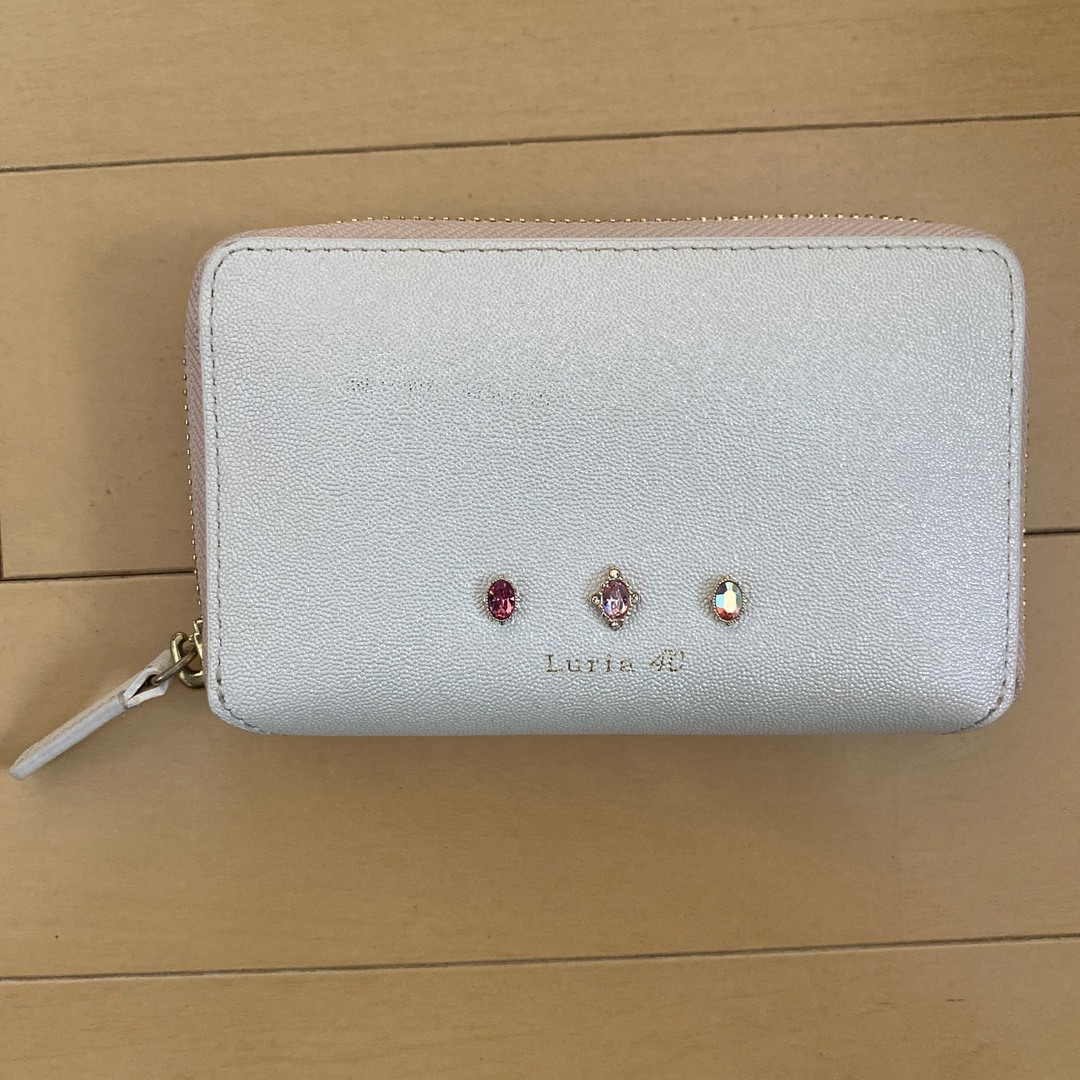 【新品・未使用】Luria4℃ 財布