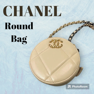 シャネル(CHANEL)のCHANEL19 ラウンド  バッグ  ショルダーバッグ 斜め掛け♡ハンドバッグ(ショルダーバッグ)