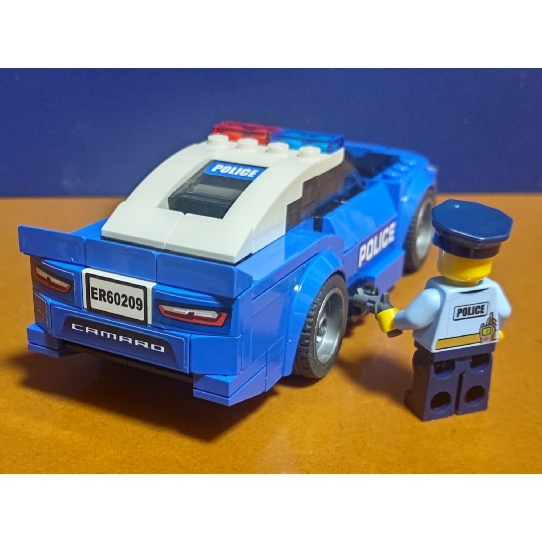 Lego(レゴ)のレゴ★スピードチャンピオン パトカー 米国Ver.オリジナルアレンジ 美品 エンタメ/ホビーのおもちゃ/ぬいぐるみ(模型/プラモデル)の商品写真