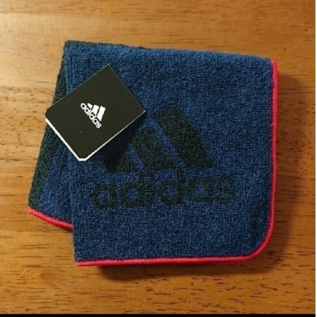 adidas(アディダス)の【新品、未使用】adidas タオルハンカチ メンズのファッション小物(ハンカチ/ポケットチーフ)の商品写真