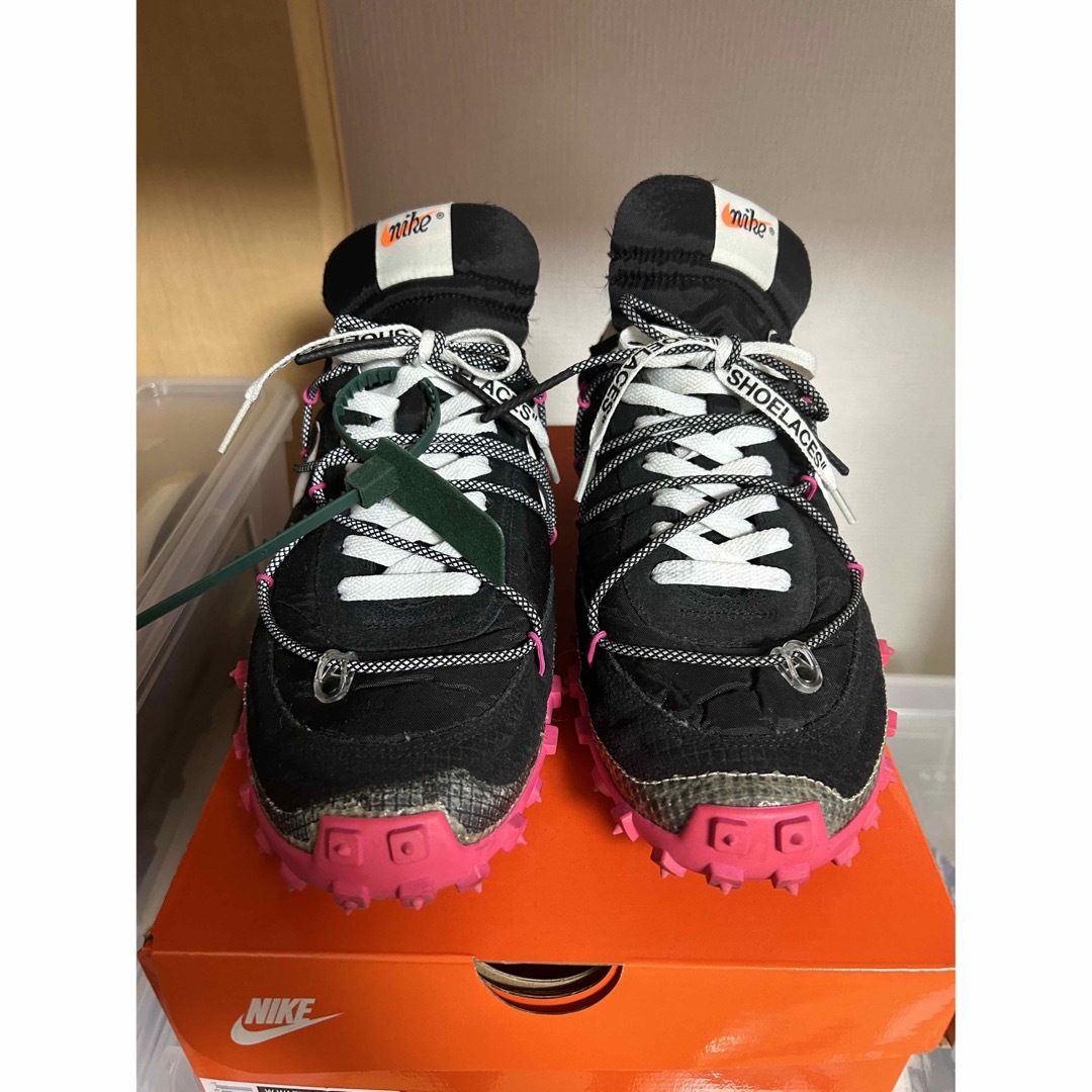 NIKE(ナイキ)のNIKE W WAFFLE RACER/OW  オフホワイト ワッフルレーサー  メンズの靴/シューズ(スニーカー)の商品写真