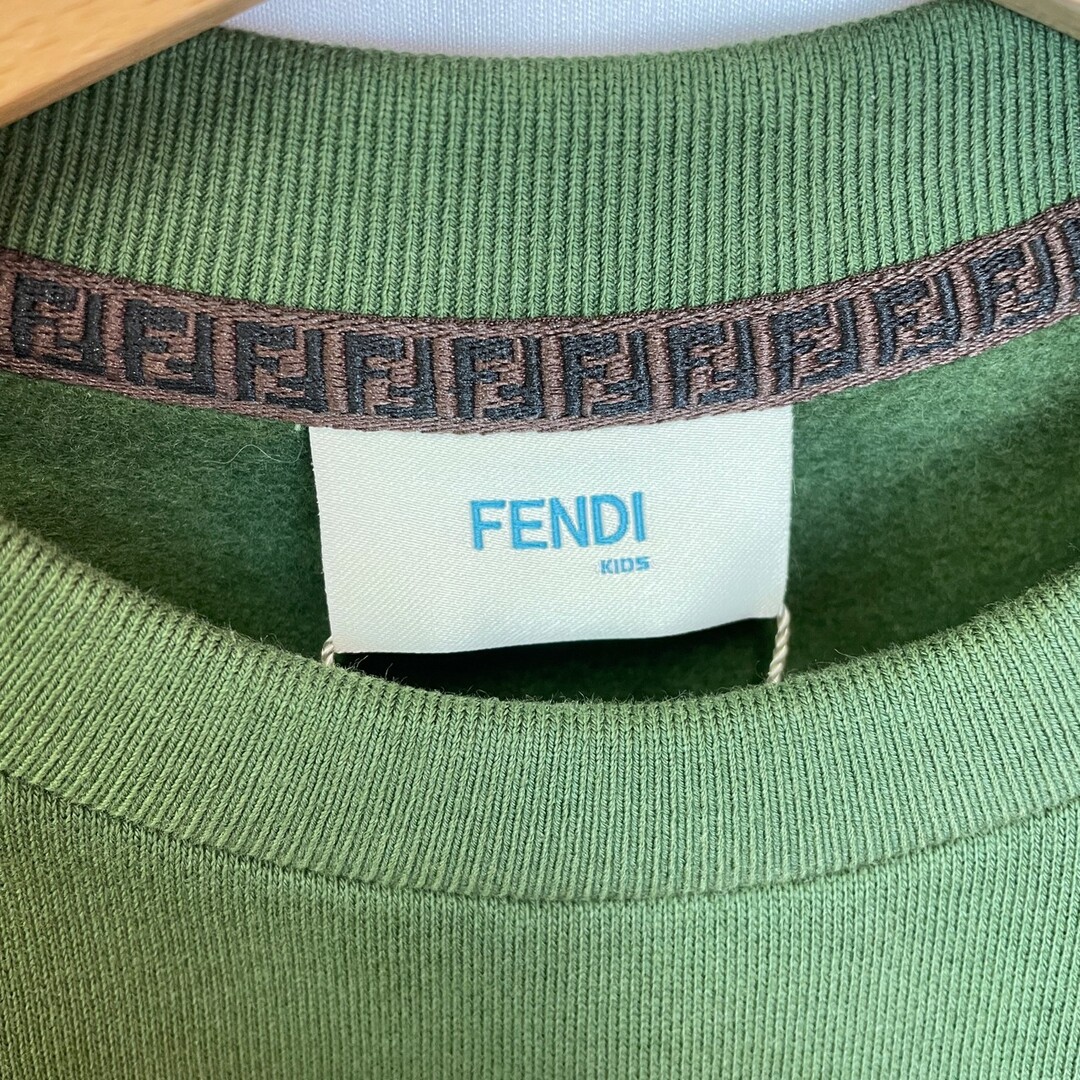 新品　FENDI フェンディ　キッズ　サイドポケット　Tシャツ　3A