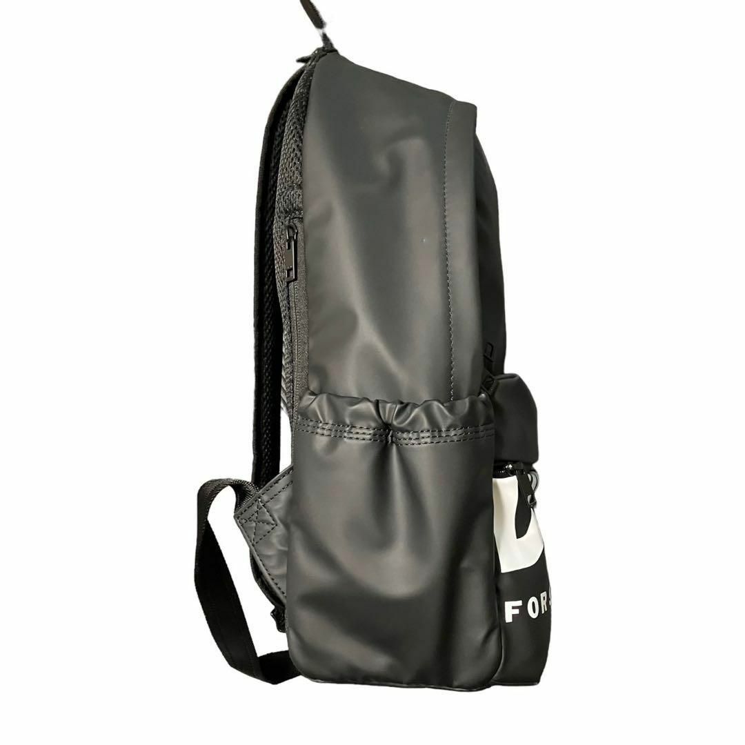 DIESEL(ディーゼル)の【新品】 DIESEL ディーゼル リュック X07350 黒 ブラック メンズのバッグ(バッグパック/リュック)の商品写真