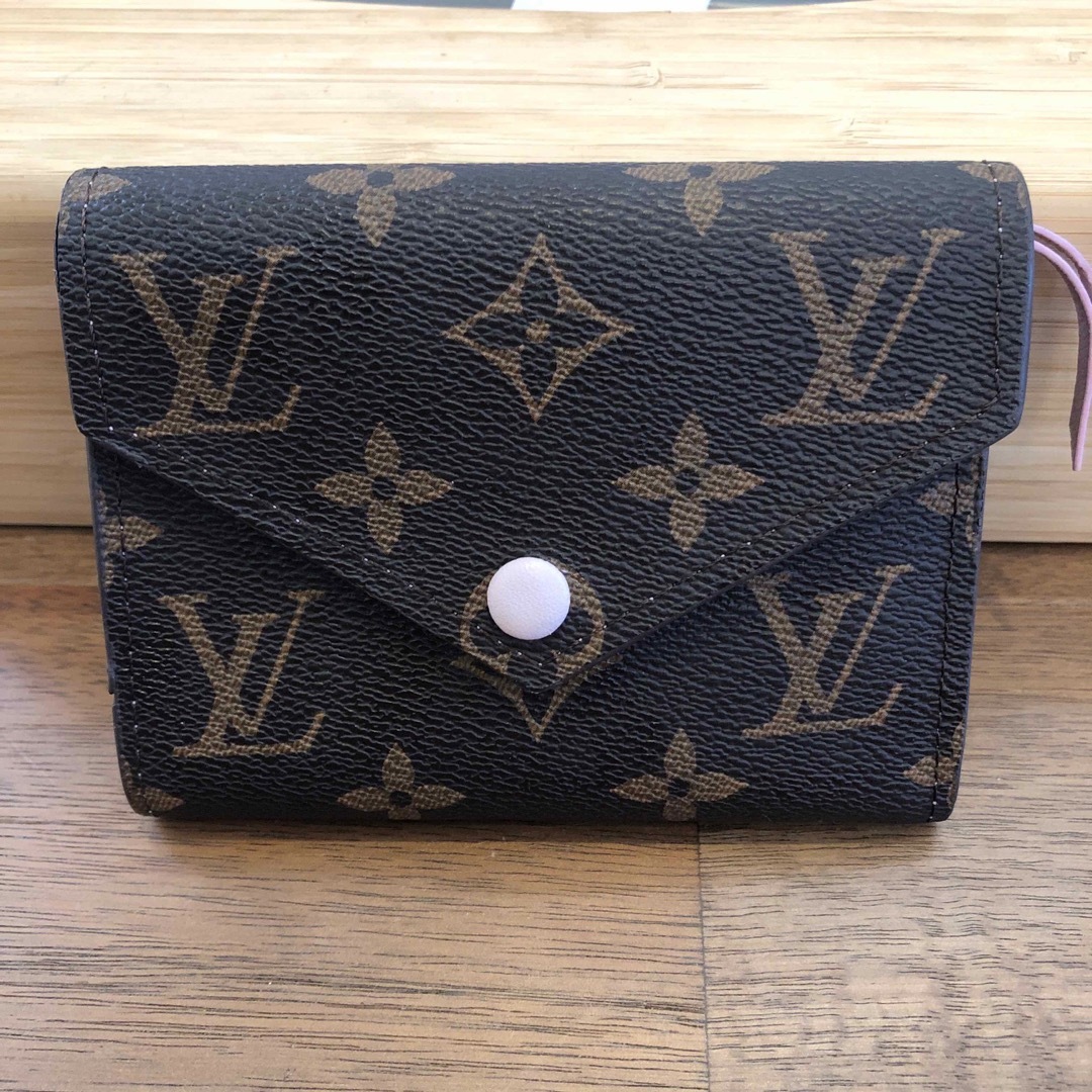 LOUIS VUITTON - ルイヴィトン ポルトフォイユ ヴィクトリーヌ ローズ