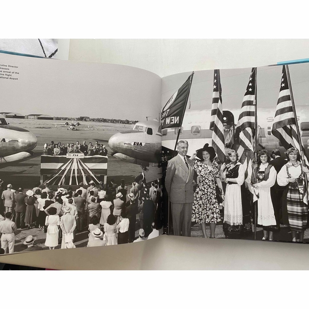 希少美品❗️JFK国際空港 記念本 エンタメ/ホビーの本(洋書)の商品写真