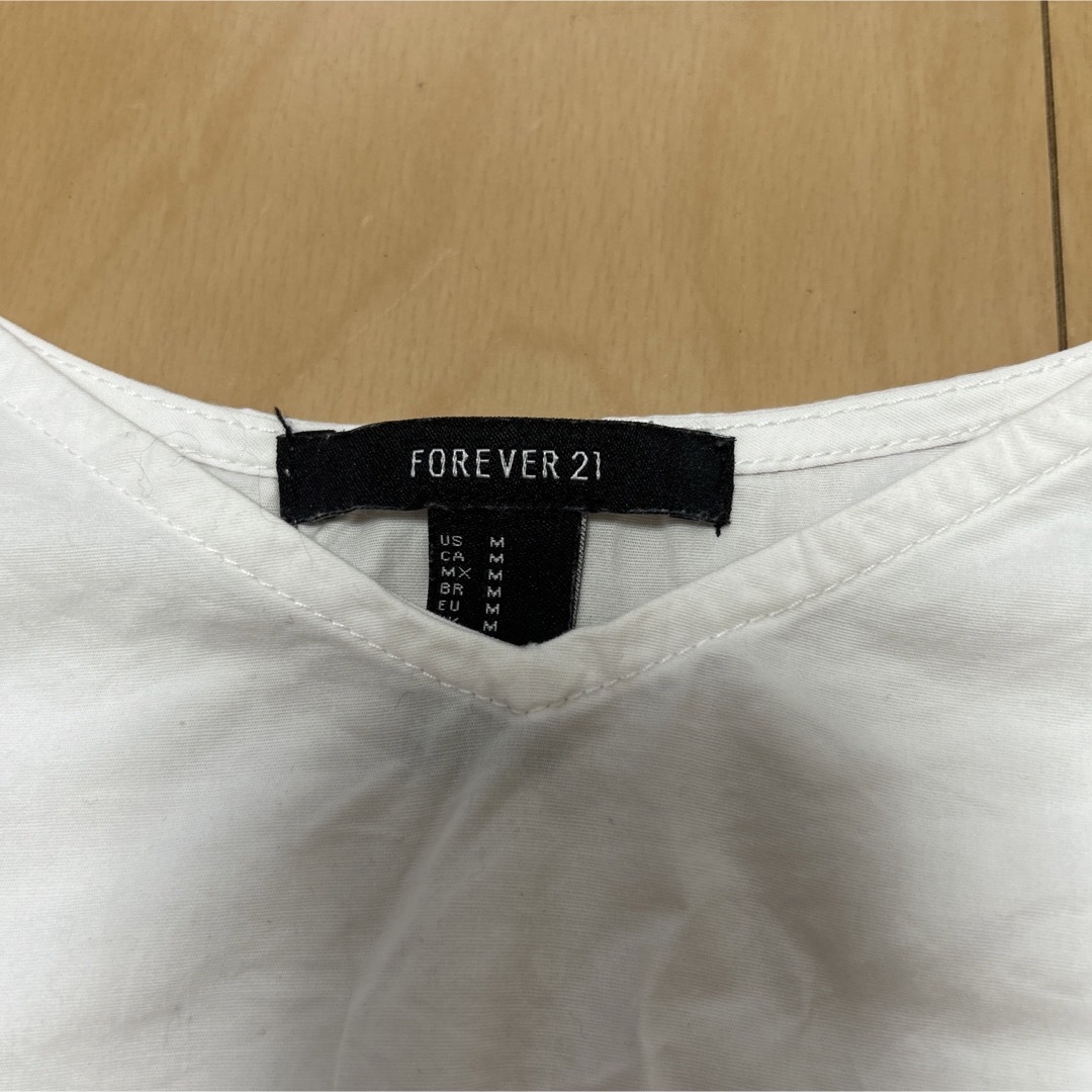 FOREVER 21(フォーエバートゥエンティーワン)のForever21 オフショル トップス レディースのトップス(カットソー(半袖/袖なし))の商品写真