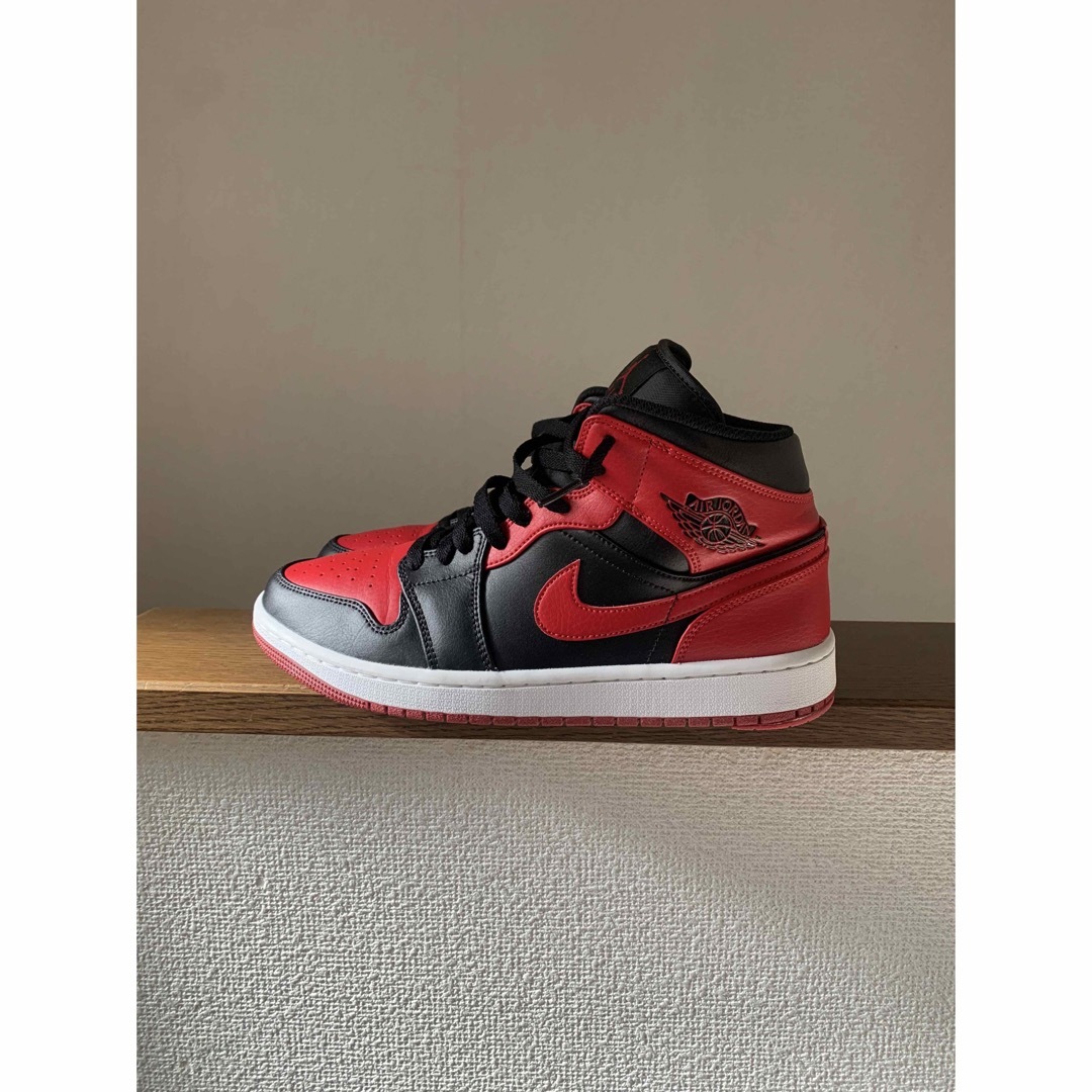 NIKEエアジョーダン1Mid "Bred"