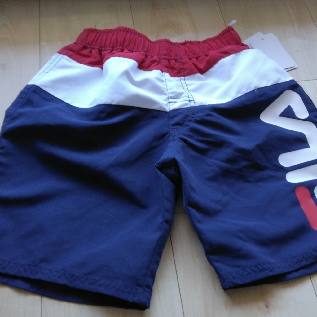 FILA(フィラ)の水着　130　FILA 新品 キッズ/ベビー/マタニティのキッズ服男の子用(90cm~)(水着)の商品写真