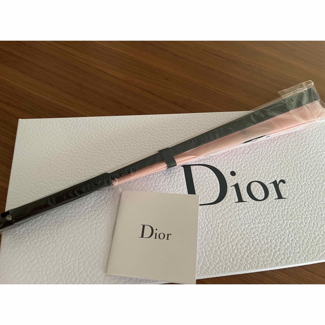 Christian Dior(クリスチャンディオール)の非売品　クリスチャンディオール　DIOR ディオール　扇子 エンタメ/ホビーのコレクション(ノベルティグッズ)の商品写真