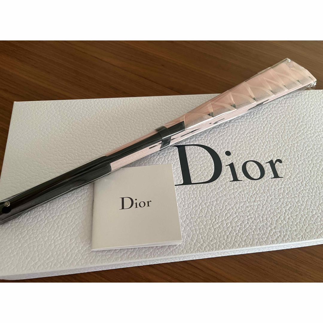 Christian Dior(クリスチャンディオール)の非売品　クリスチャンディオール　DIOR ディオール　扇子 エンタメ/ホビーのコレクション(ノベルティグッズ)の商品写真