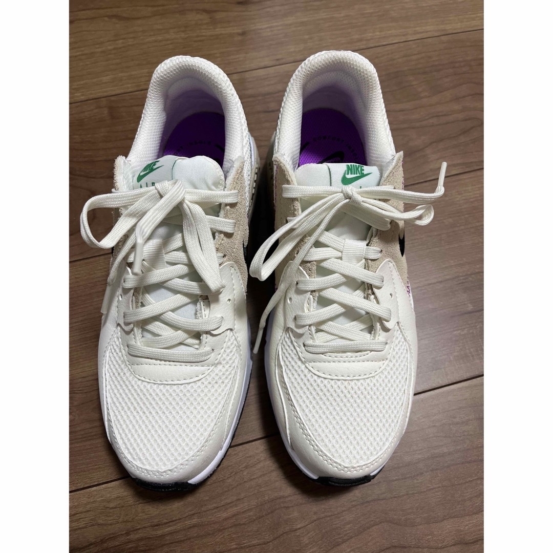 NIKE エアマックス エクシー 1